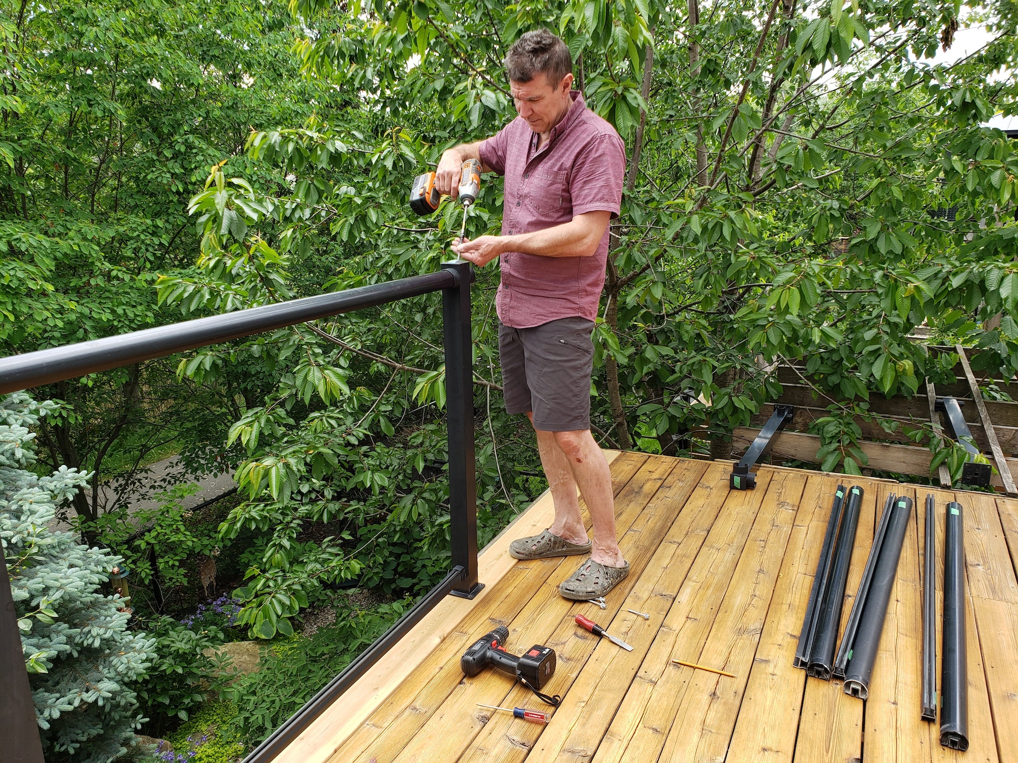 tips for deck railing maintenance