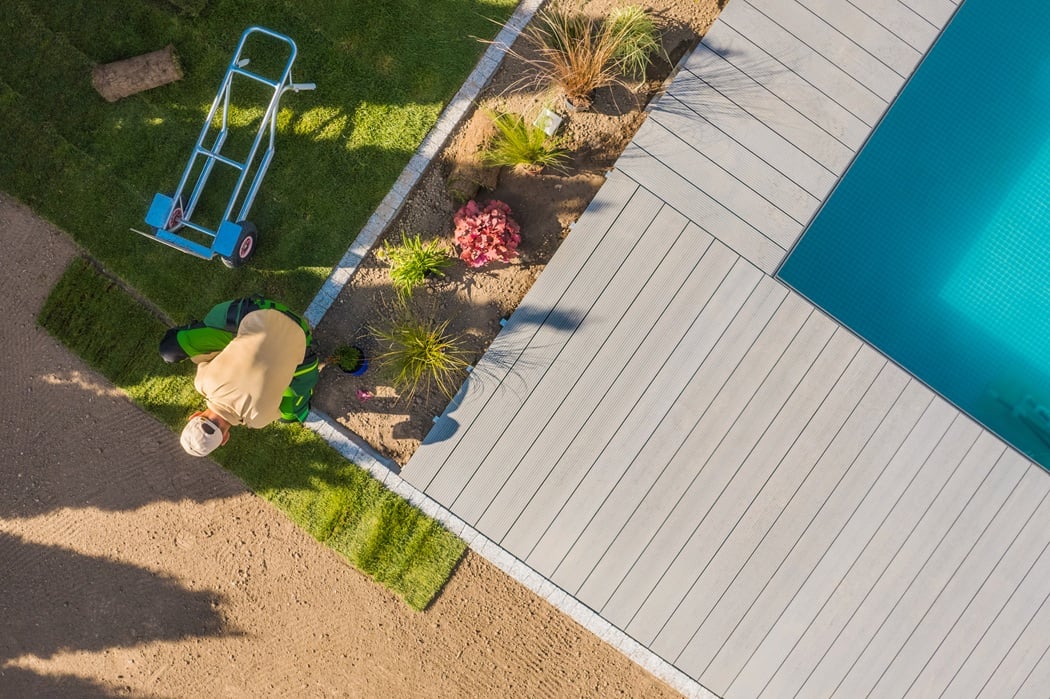 How to Design a Multi-Level Composite Deck for Small DC Yards