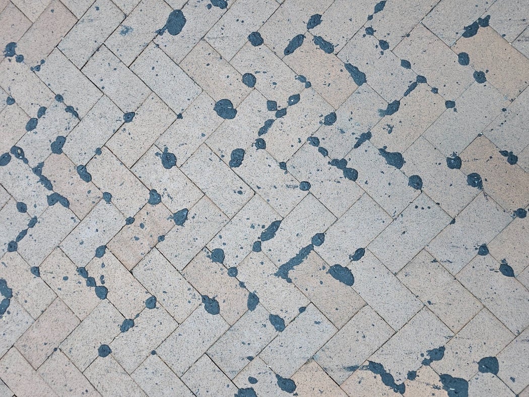 bitumen cap -bedding and paving
