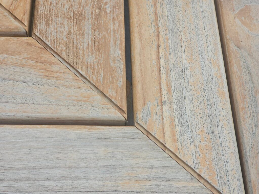 Bench Seating Around a Patio Planter Box - Part II 2 Teak bench seating integrated around a raised outdoor planter